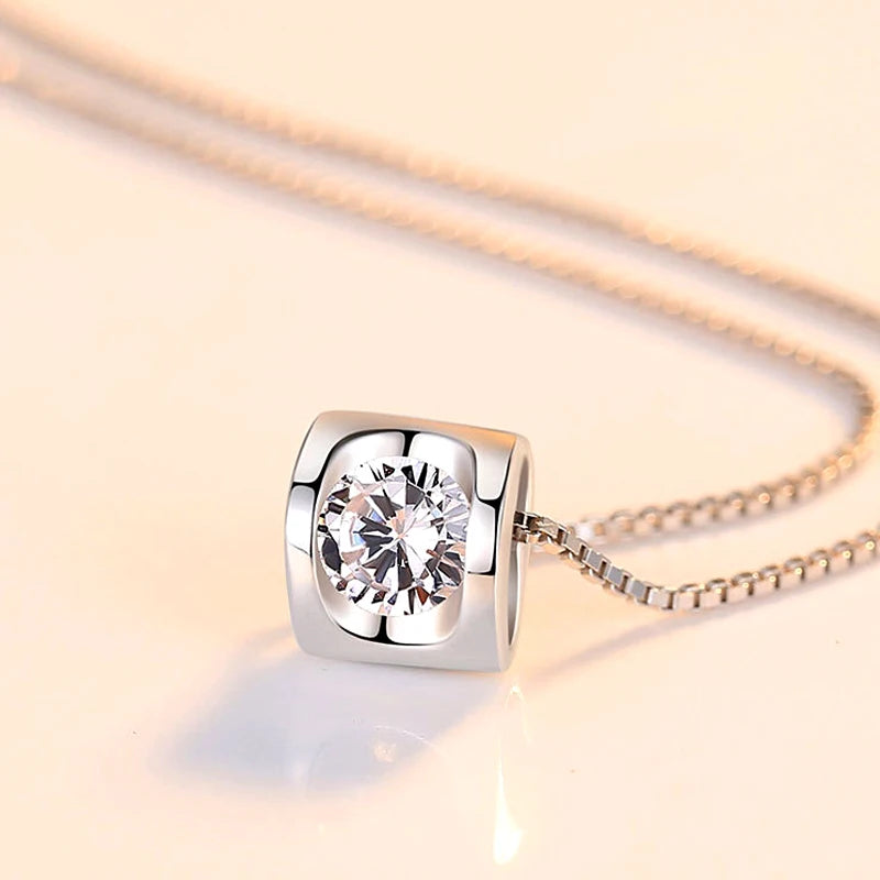 New Fashion 925 Sterling Silver Jewelry Exquisite Zircon Heart Pendant Necklaces Women&Girl Birthday Gift Collarbone Chain Neck