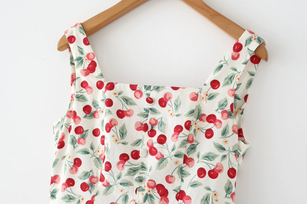 French Style American Retro Cherry Design Niche Style Slim Looking Tight Waist Large Skirt Sling Vest Skirt Dress New Arrival Women