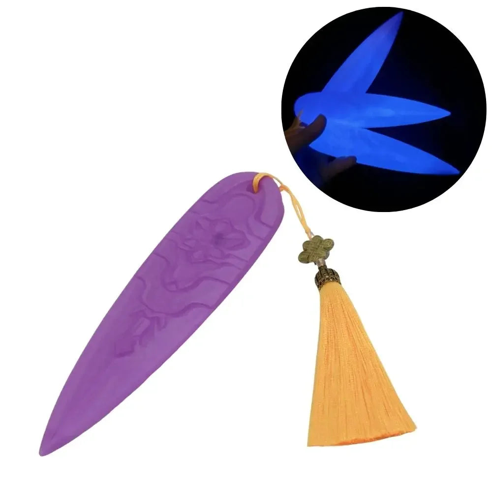 @@@Zoey Kpop Demon Hunters Cosplay Lights Dart Weapons Roleplay Props for Girl Group Idol Halloween Carnival Costume Accessories