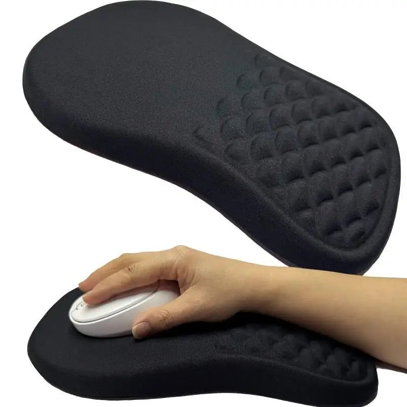 Ergonomic Mouse Pad with Wrist Support - Non-Slip Gaming & Office Desk Mat (Black/White, Quilt Texture