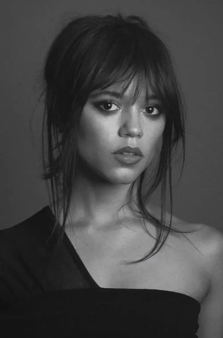 Canvas Painting Wall Art Pictures TV Show Star Actress Jenna Ortega Sexy Portrait Poster Popular Teenage Dorm Home Decor
