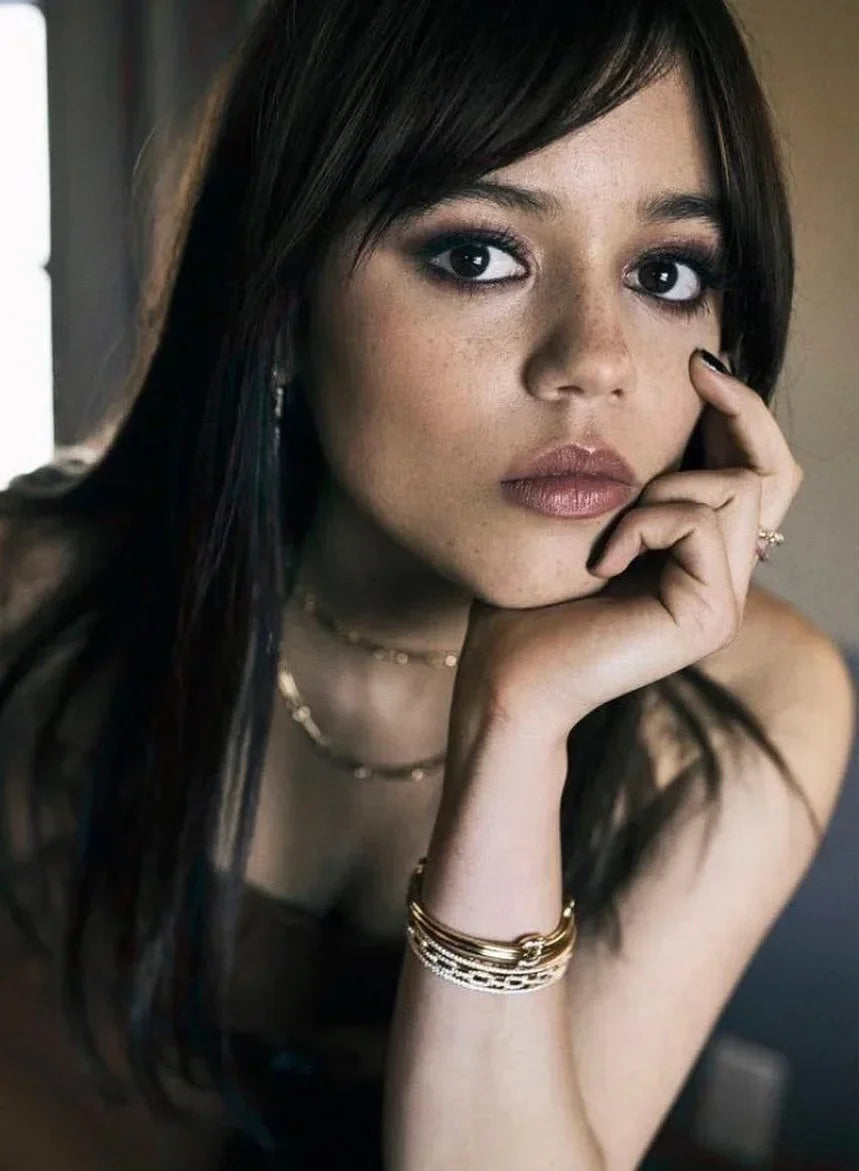 Canvas Painting Wall Art Pictures TV Show Star Actress Jenna Ortega Sexy Portrait Poster Popular Teenage Dorm Home Decor