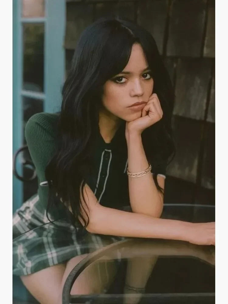 Canvas Painting Wall Art Pictures TV Show Star Actress Jenna Ortega Sexy Portrait Poster Popular Teenage Dorm Home Decor