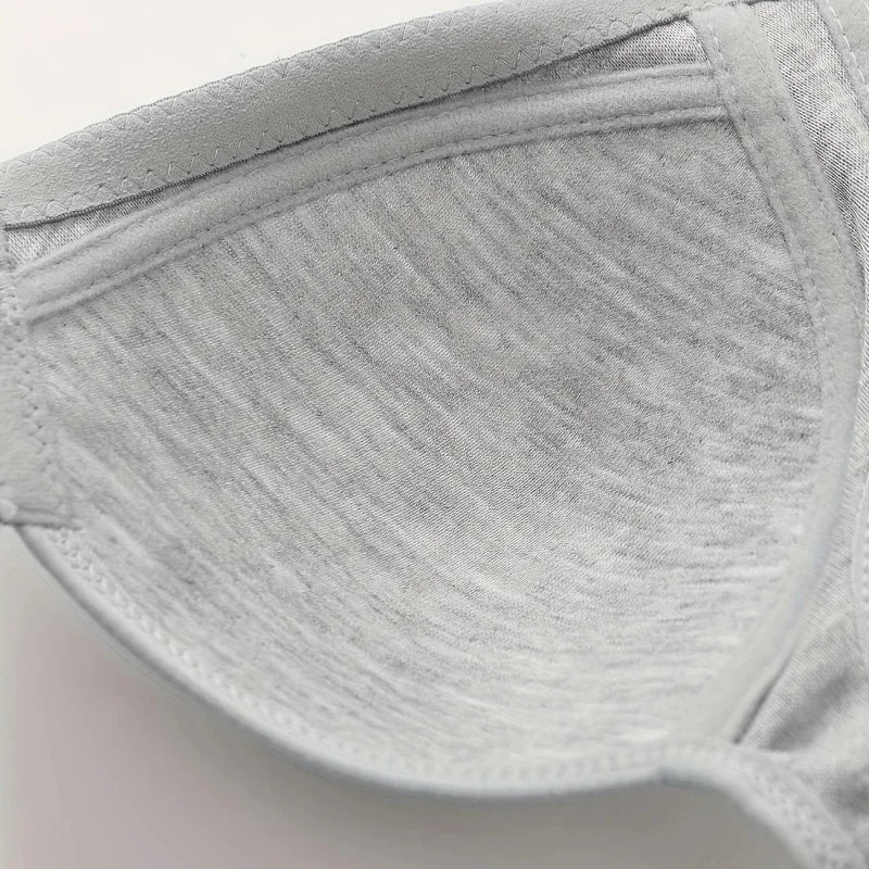 4 Pieces of Elegant Seamless Push-Up Bras for Women Front-closure design, breathable nylon material