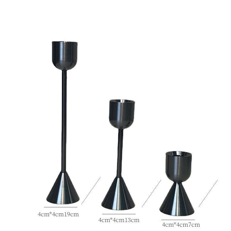European Candle Holders Metal Candlestick Wedding Table Romantic Decoration Christmas New Year Bar Party Home Decor Accessories