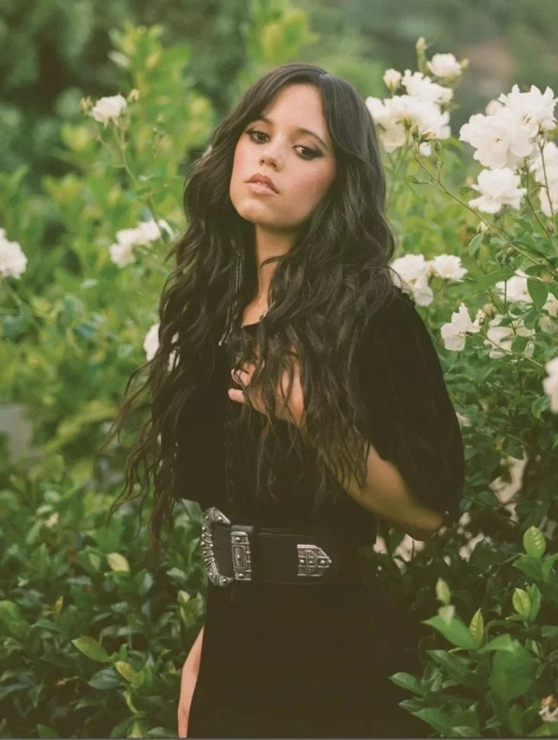 Canvas Painting Wall Art Pictures TV Show Star Actress Jenna Ortega Sexy Portrait Poster Popular Teenage Dorm Home Decor