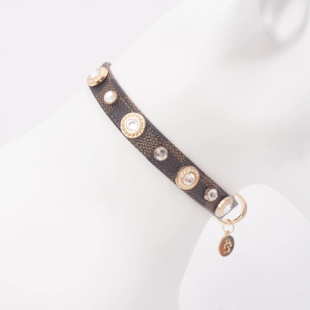 Luxury Cat Collar Lucky Clover Pet Necklace PU Leather Adjustable Cat Dog Collar Small Medium Dog Pet Accessories Perro Supplies