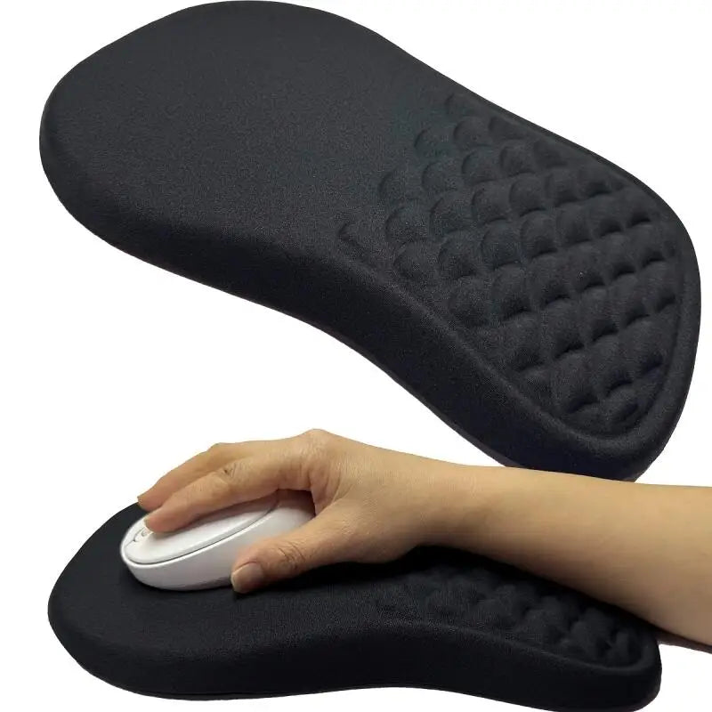Ergonomic Mouse Pad with Wrist Support - Non-Slip Gaming & Office Desk Mat (Black/White, Quilt Texture
