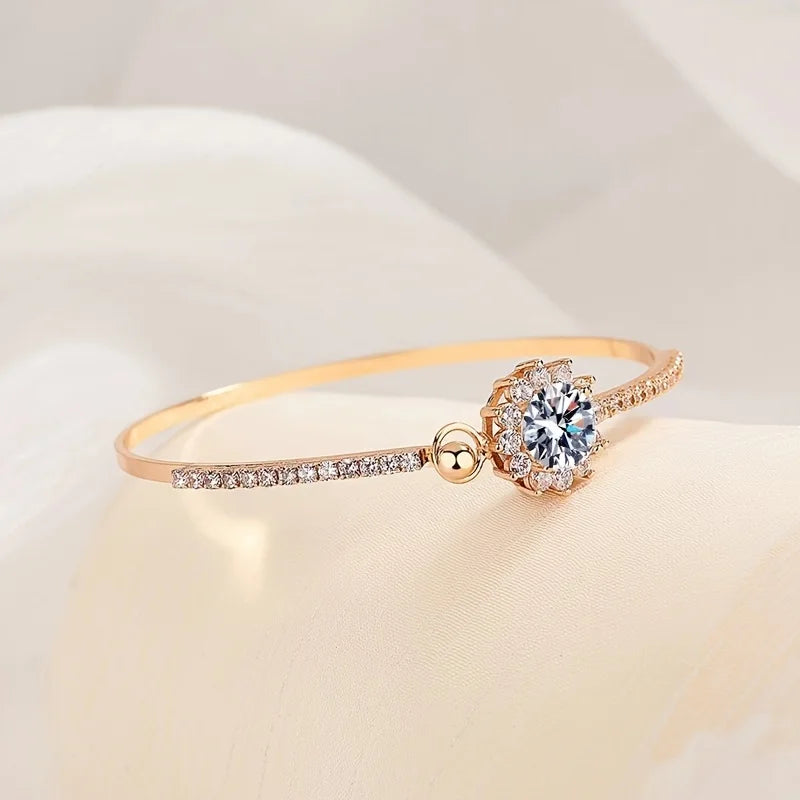 1pc s925 Silver Inlaid 6.5mm Moissanite Small and Delicate Sunflower Bracelet for Men and Women
