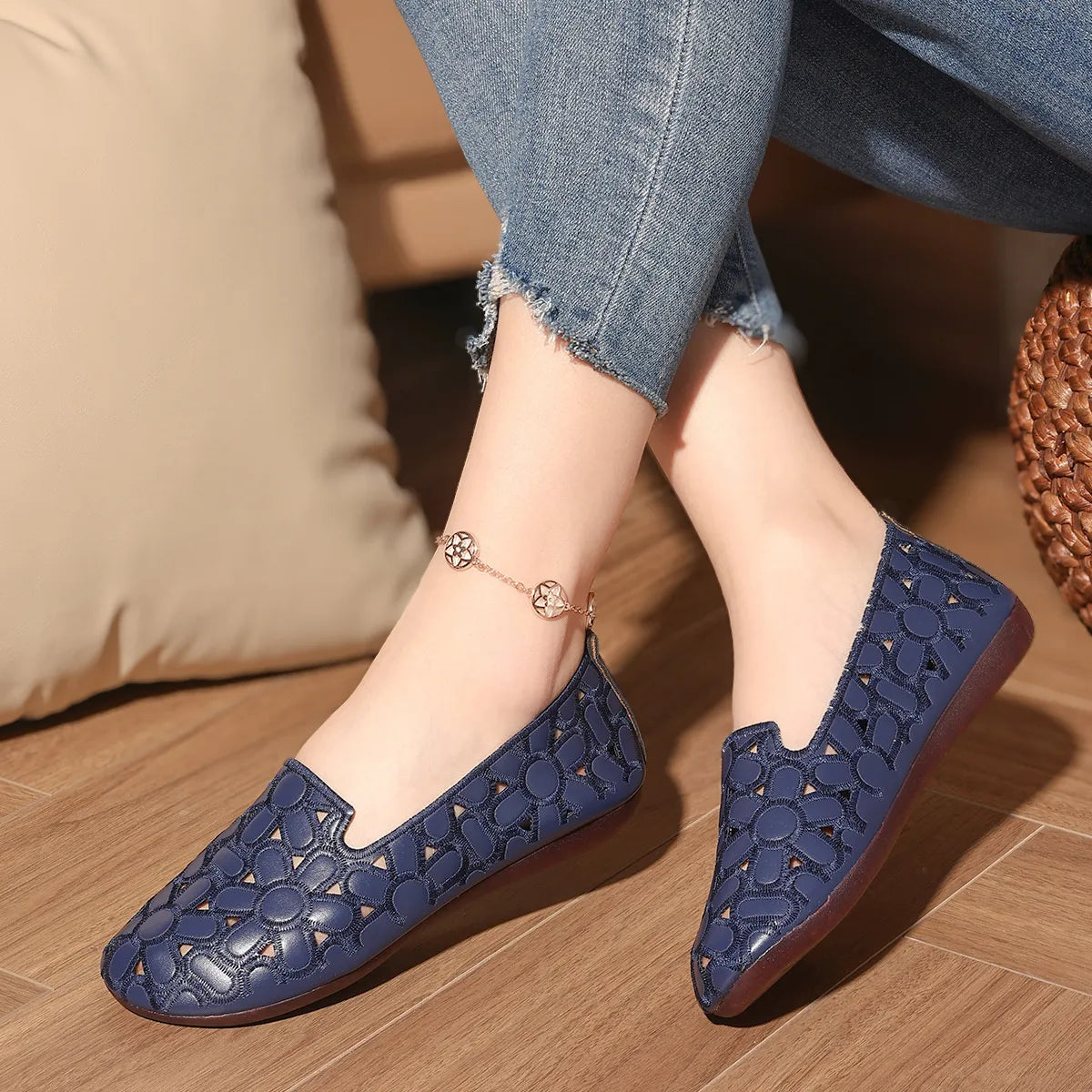 28c7ad6c158a42ad8e54f74394934868-Max-Origin