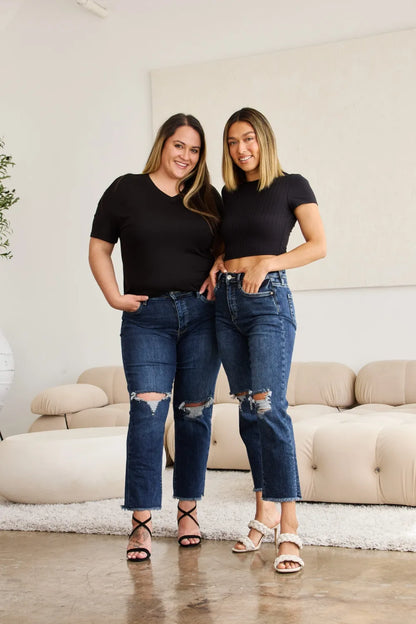 6f8160ff-4b83-4860-8e26-5a250227d5f5-Max