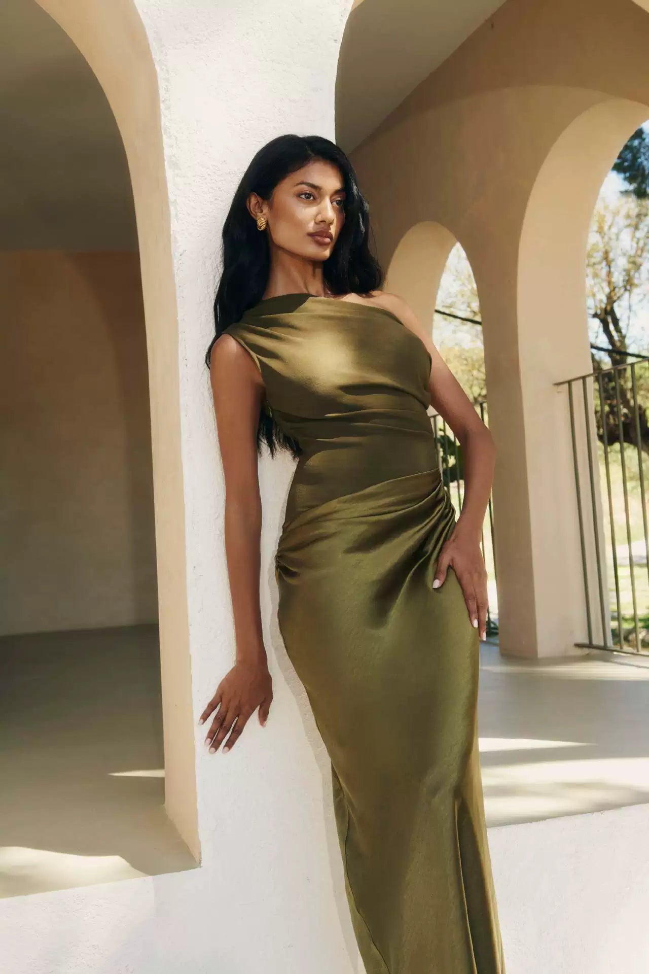 European and American New Solid Oblique Collar Sleeveless Backless Sheath Evening dress Dress Women Party Dress