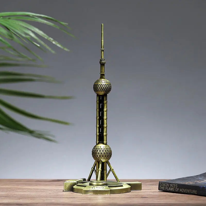 Iron Landmark Building Model Eiffel Tower Oriental Pearl Creative Home Decor Living Room Decorations Metal Ornaments