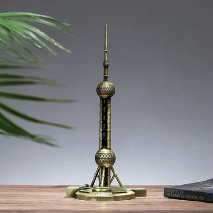 Iron Landmark Building Model Eiffel Tower Oriental Pearl Creative Home Decor Living Room Decorations Metal Ornaments