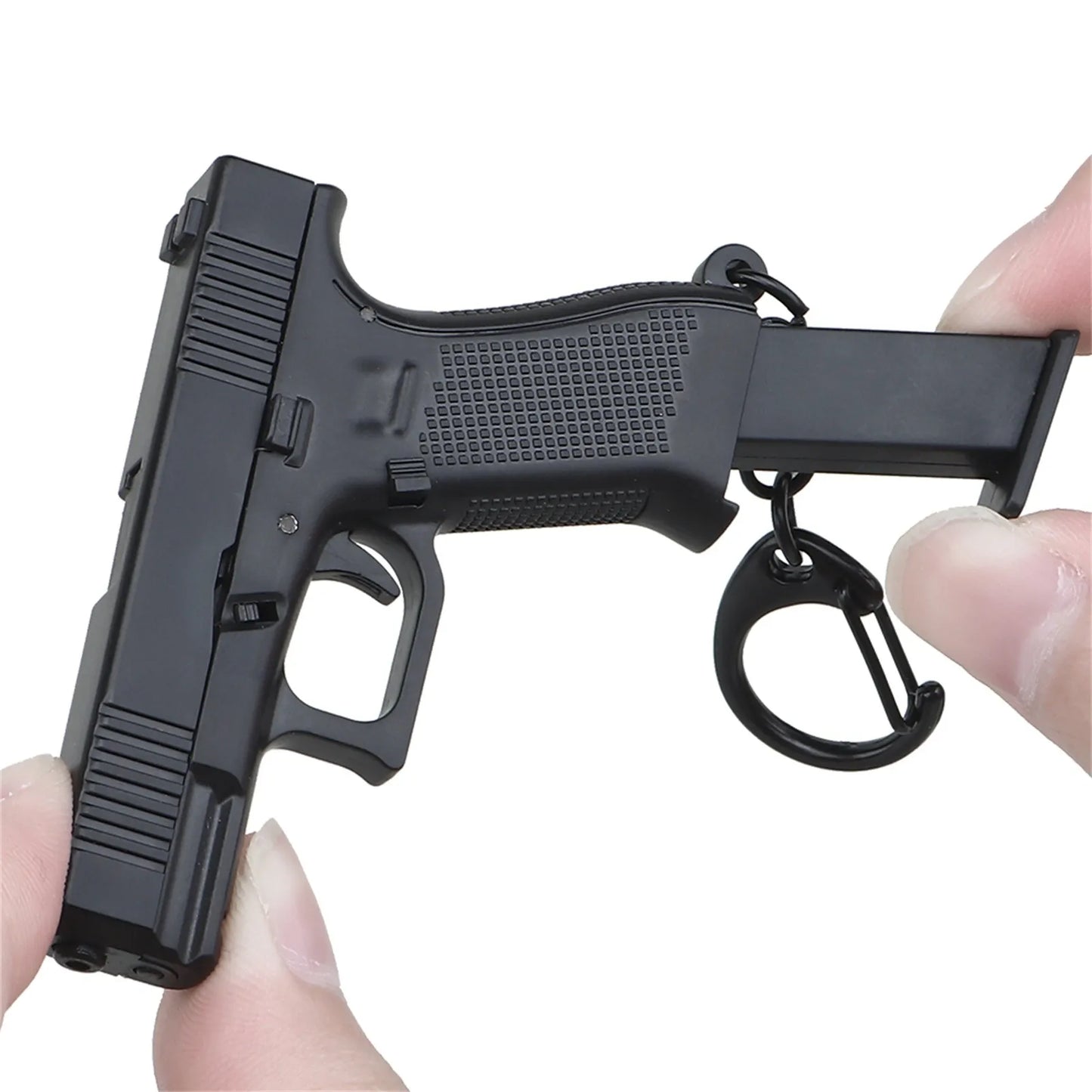 Personalized Mini Key Pendant Plastic Miniature Pistol Shaped Keychain Charm Realistic Model Removable Magazine Hangs Decoration