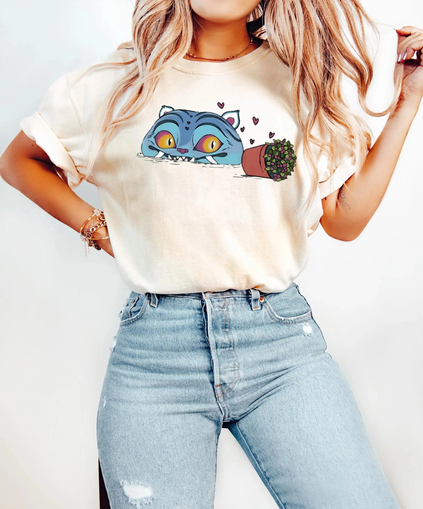 Huntrix T Shirt Kpop Demon Hunter Shirt Huntrix Shirt Mira Rumi Joey Shirt Demon Hunter Merch Gift for Kpop Fan Kpop Movie Shirt