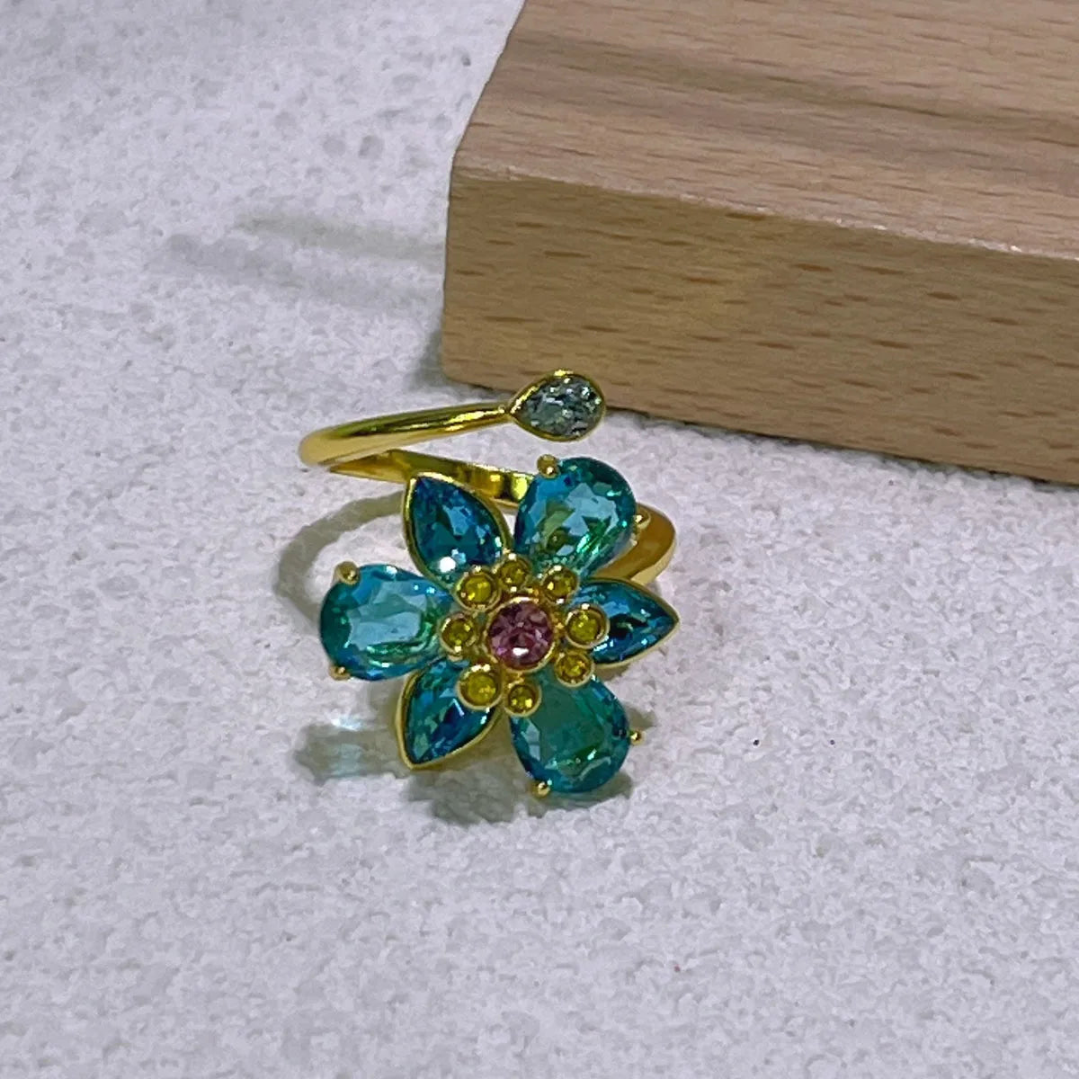 Rings High Quality New Sales Trend Jewelry Original Luxury Brand Shiny Cut Christmas Birthday Party Engagement Gift for Women