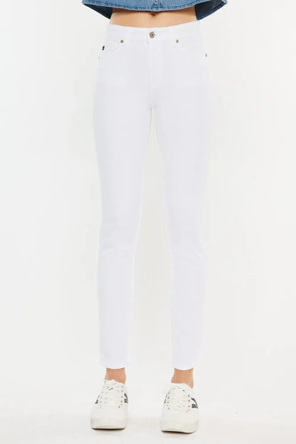 afc2a308-ade0-4cd0-97d5-12d0e34fb594-Max